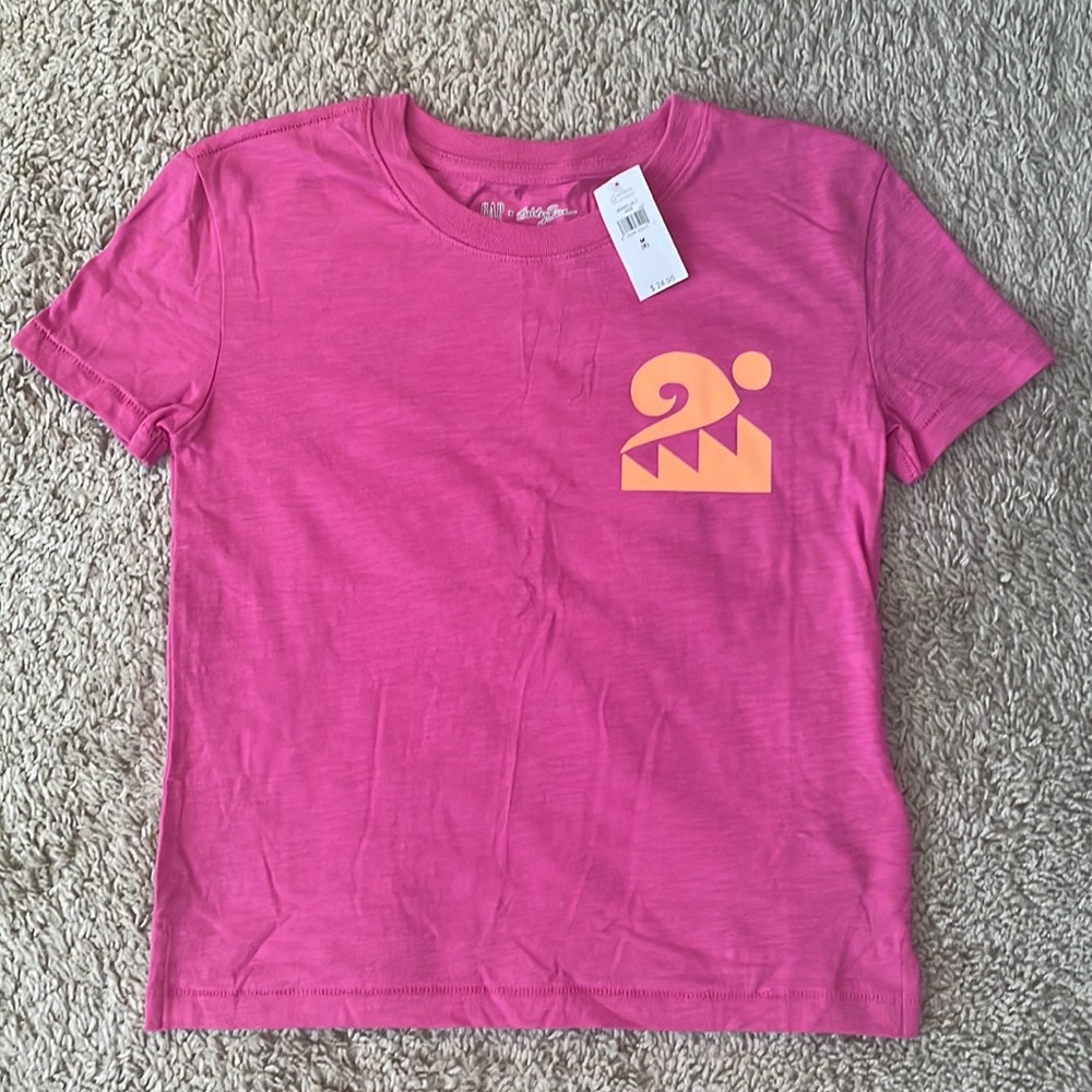 Girls GAP Bailey Elder 100% Organic Cotton Graphic T-shirt, Size M (8)